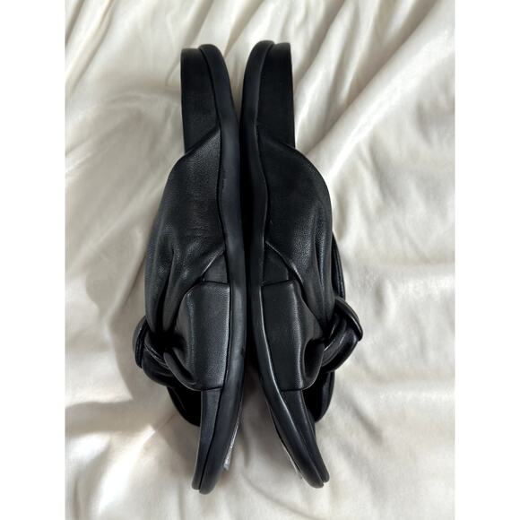 Like New Sz 7 Strive Black Nappa Goat Leather Sandal Knotted Slide Slip On - Picture 2 of 8